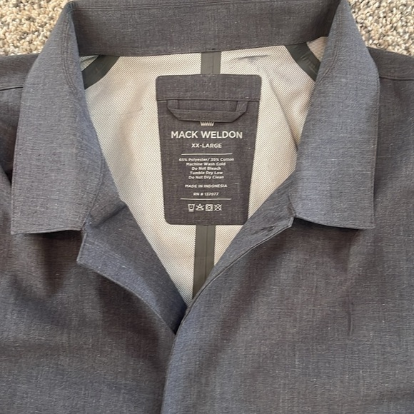 Mack Weldon Stormchaser Macintosh Rain Jacket - Picture 2 of 3